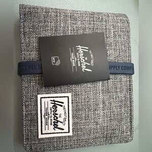 Hershel Wallet “The Roy” NWT